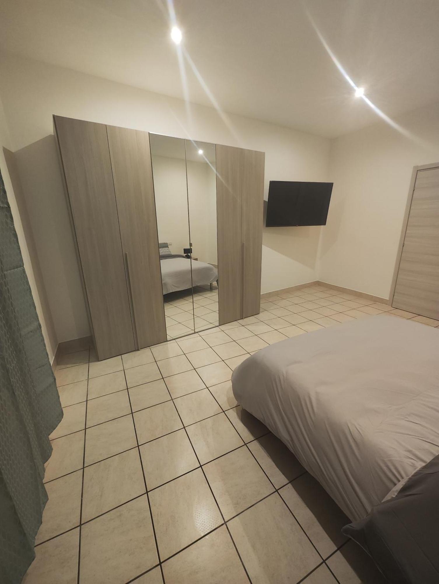 Appartamento C&Y Monte San Gabriele 诺瓦拉 外观 照片